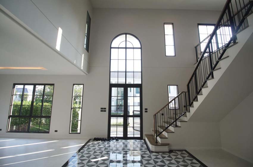 House with Shared Pool in Bangnatrad 